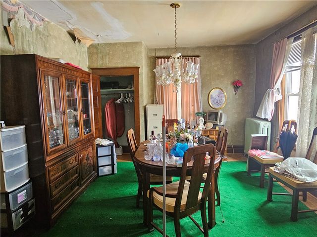 802 Harrison Ave, Jeannette, PA 15644