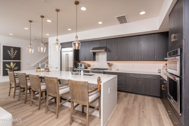 240 W MISSOURI Avenue 10, Phoenix, AZ 85013