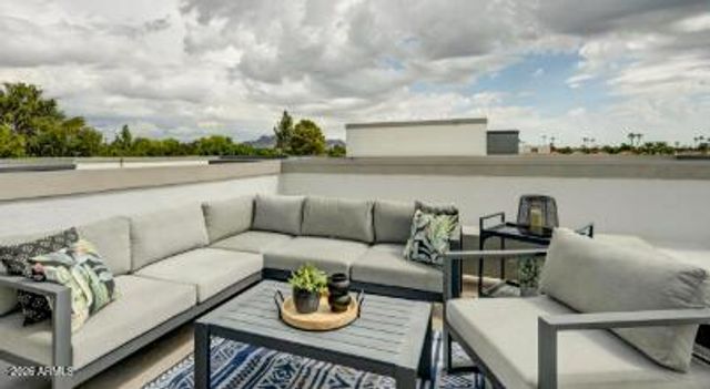 240 W MISSOURI Avenue 10, Phoenix, AZ 85013