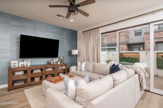 240 W MISSOURI Avenue 10, Phoenix, AZ 85013