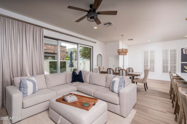 240 W MISSOURI Avenue 10, Phoenix, AZ 85013