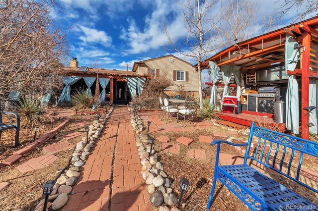 15074 E Bails Place, Aurora, CO 80012