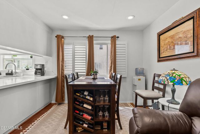 27656 Ironstone Drive 5, Canyon Country, CA 91387