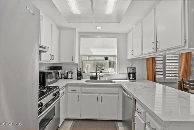 27656 Ironstone Drive 5, Canyon Country, CA 91387