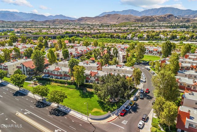 27656 Ironstone Drive 5, Canyon Country, CA 91387