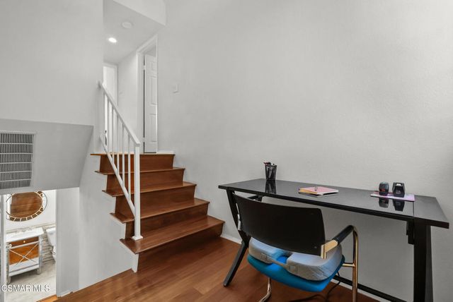 27656 Ironstone Drive 5, Canyon Country, CA 91387