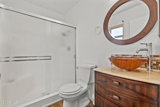 27656 Ironstone Drive 5, Canyon Country, CA 91387