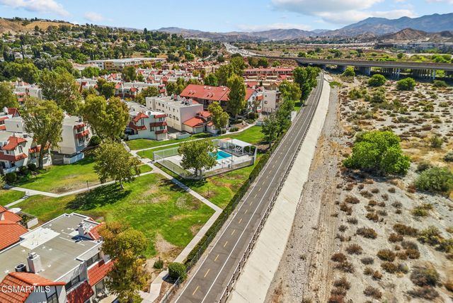 27656 Ironstone Drive 5, Canyon Country, CA 91387