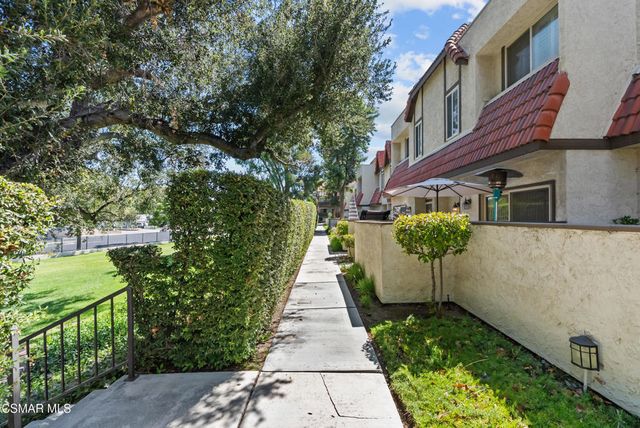 27656 Ironstone Drive 5, Canyon Country, CA 91387