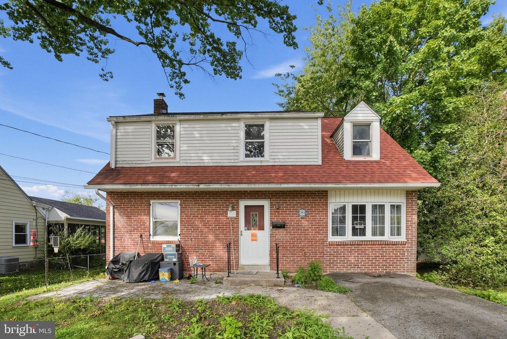 106 N NORWINDEN DR, Springfield, PA 19064 — exterior