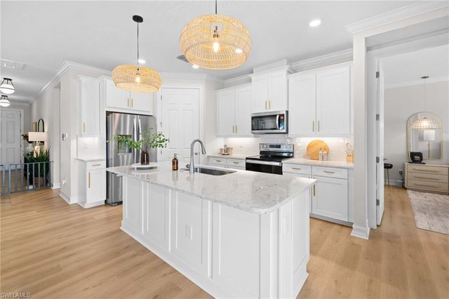 488 Polihale WAY, Naples, FL 34114