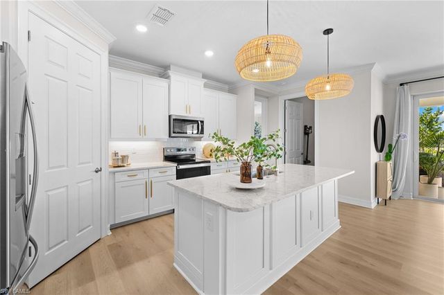 488 Polihale WAY, Naples, FL 34114