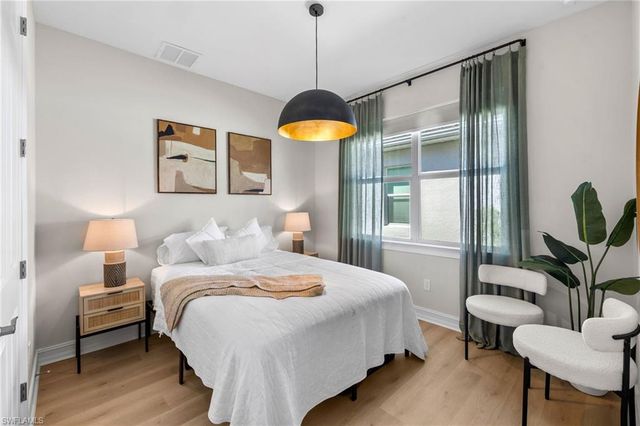 488 Polihale WAY, Naples, FL 34114