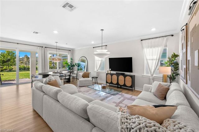 488 Polihale WAY, Naples, FL 34114