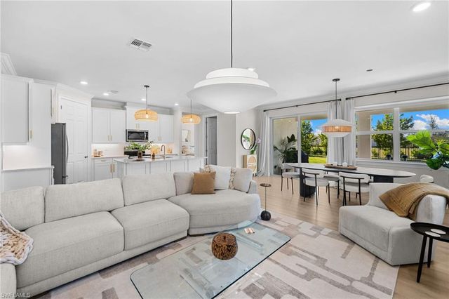 488 Polihale WAY, Naples, FL 34114