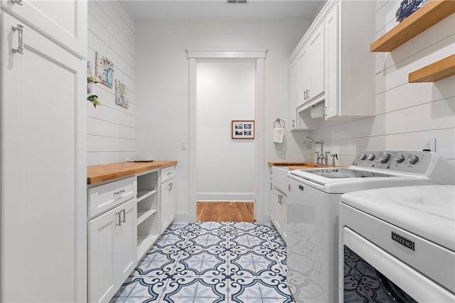 209 Waterfront Drive, Williamston, SC 29697