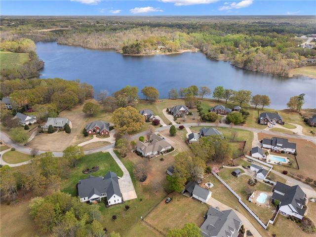 209 Waterfront Drive, Williamston, SC 29697