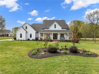 209 Waterfront Drive, Williamston, SC 29697
