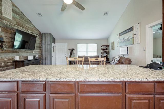 19800 Aaron Drive, Harrah, OK 73045