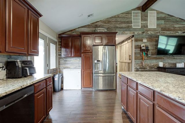 19800 Aaron Drive, Harrah, OK 73045