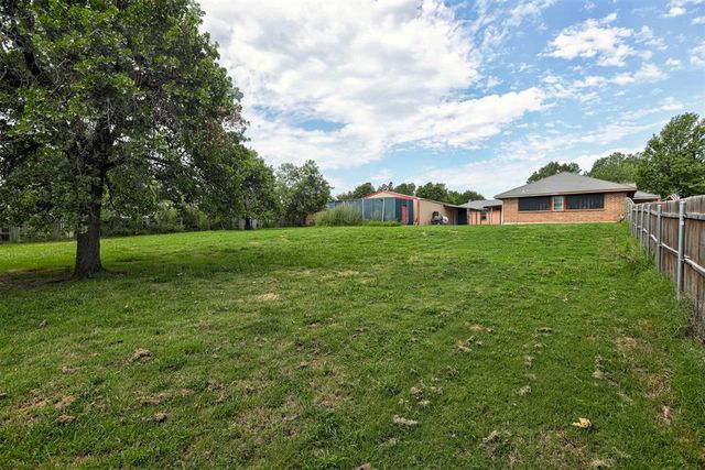 19800 Aaron Drive, Harrah, OK 73045
