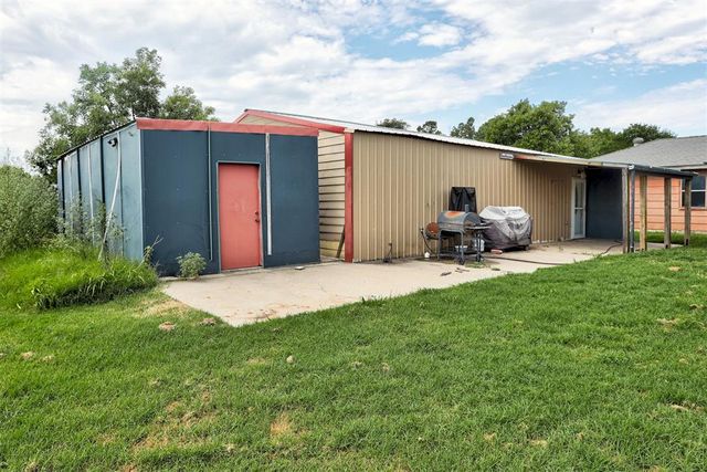 19800 Aaron Drive, Harrah, OK 73045