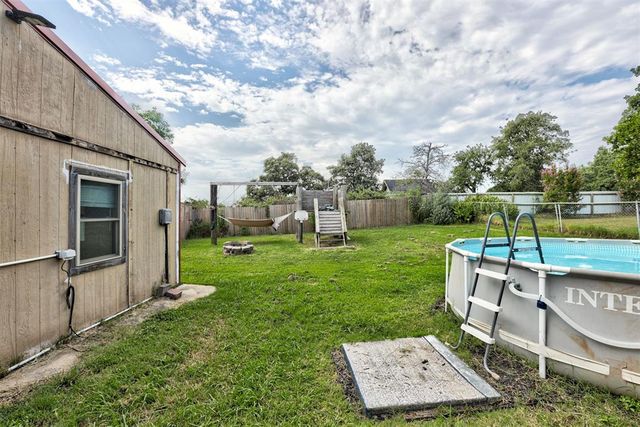 19800 Aaron Drive, Harrah, OK 73045