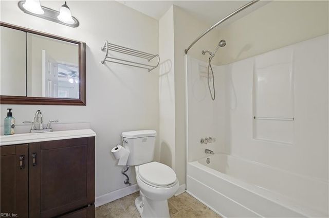 608 Guy LN, Newport News, VA 23602