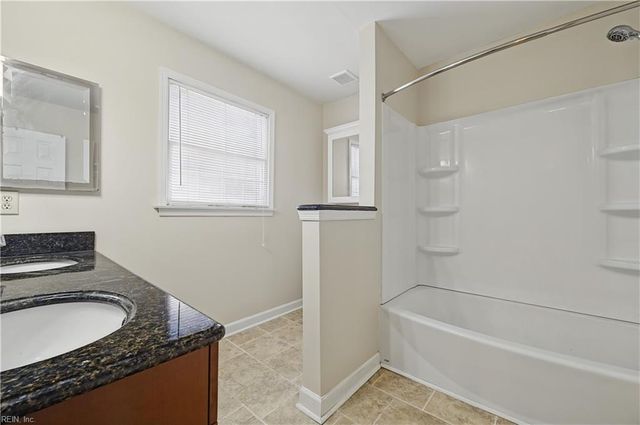 608 Guy LN, Newport News, VA 23602