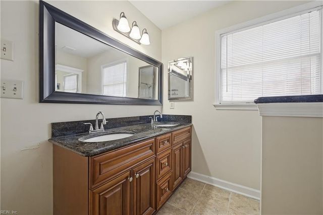 608 Guy LN, Newport News, VA 23602