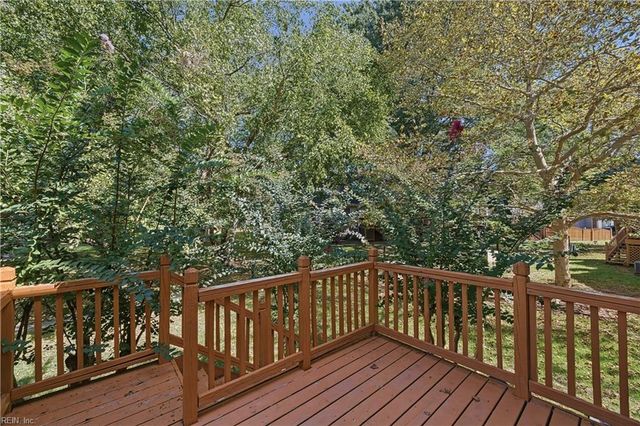 608 Guy LN, Newport News, VA 23602