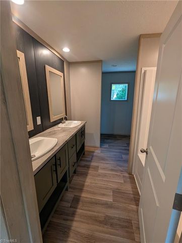 12400 Linwood Southmont Road, Lexington, NC 27292