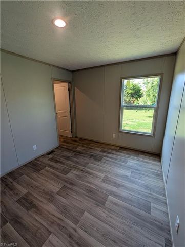 12400 Linwood Southmont Road, Lexington, NC 27292