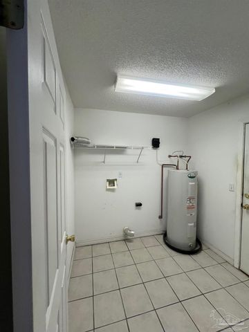 3549 Bauer Rd, Pensacola, FL 32506