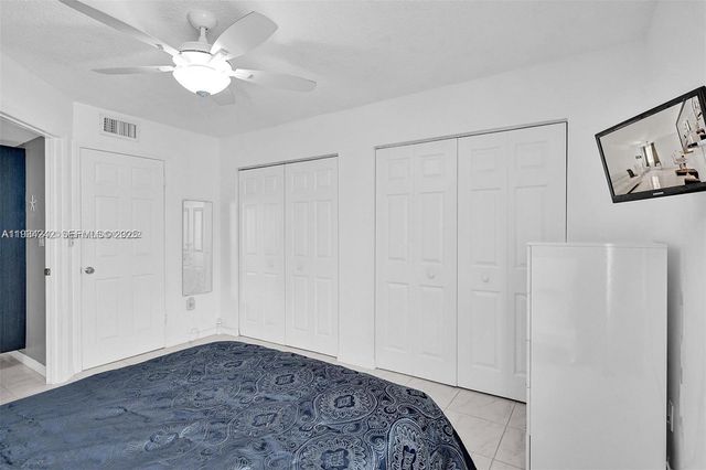 250 180th Dr 155, Sunny Isles Beach, FL 33160