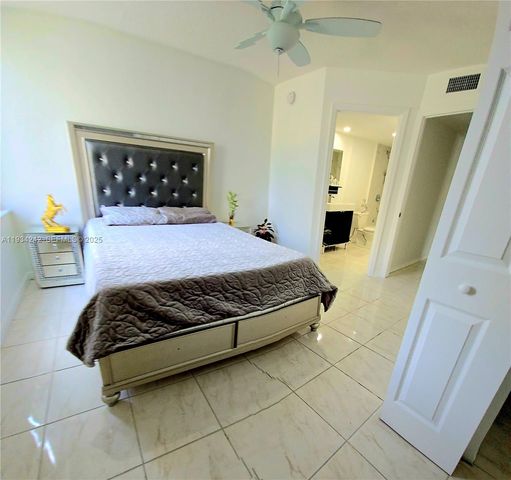 250 180th Dr 155, Sunny Isles Beach, FL 33160