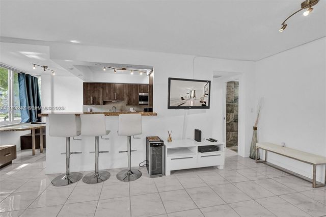 250 180th Dr 155, Sunny Isles Beach, FL 33160