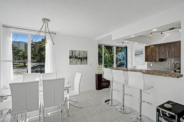 250 180th Dr 155, Sunny Isles Beach, FL 33160