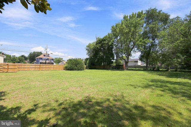104 FRANKFORD AVE, Blackwood, NJ 08012
