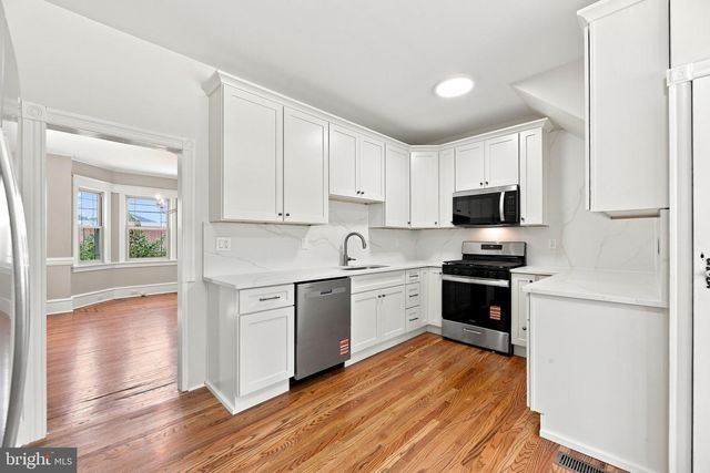104 FRANKFORD AVE, Blackwood, NJ 08012