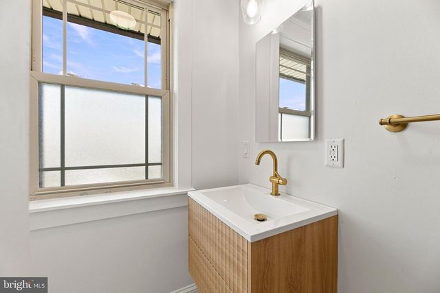 104 FRANKFORD AVE, Blackwood, NJ 08012
