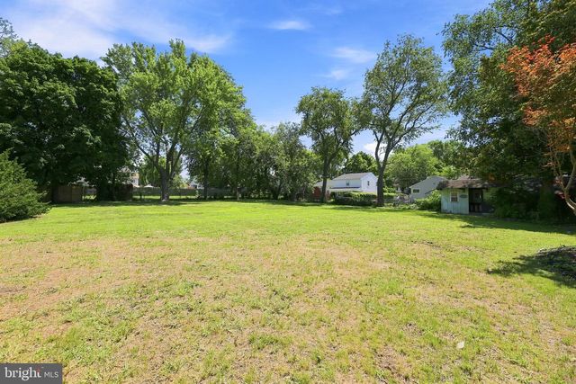 104 FRANKFORD AVE, Blackwood, NJ 08012