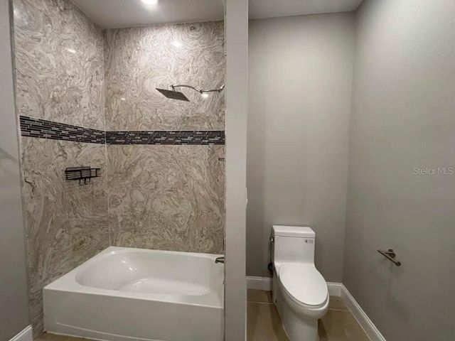 2005 GREENBRIAR TERRACE, Davenport, FL 33837