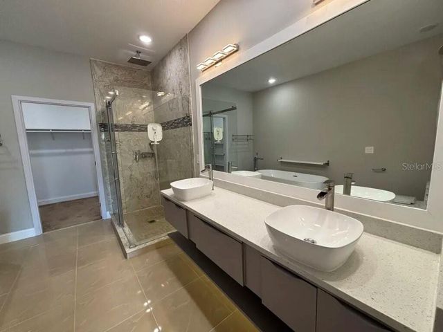 2005 GREENBRIAR TERRACE, Davenport, FL 33837