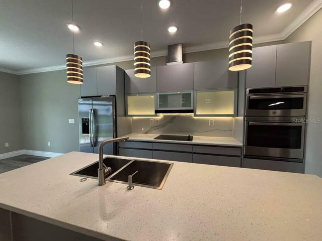 2005 GREENBRIAR TERRACE, Davenport, FL 33837