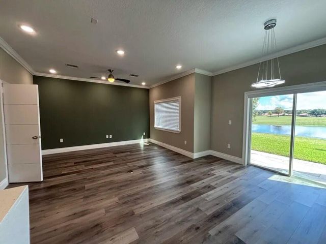 2005 GREENBRIAR TERRACE, Davenport, FL 33837