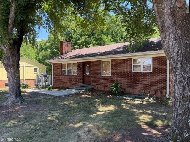 808 Donnell Street, Kernersville, NC 27284