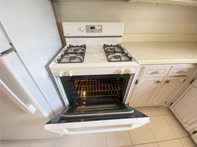 5105 ROSE PLACE N, Pinellas Park, FL 33782