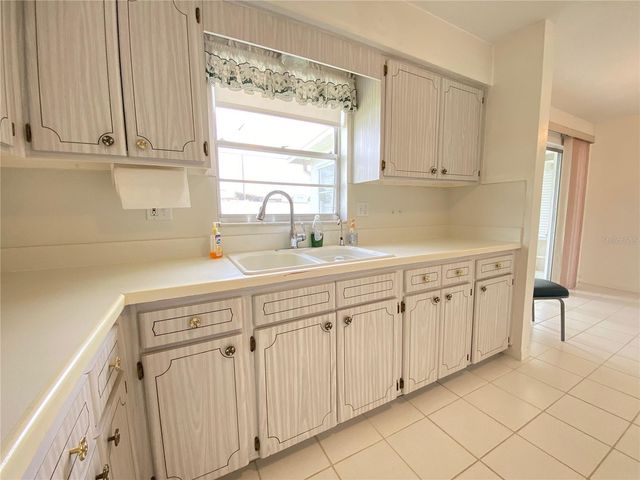 5105 ROSE PLACE N, Pinellas Park, FL 33782