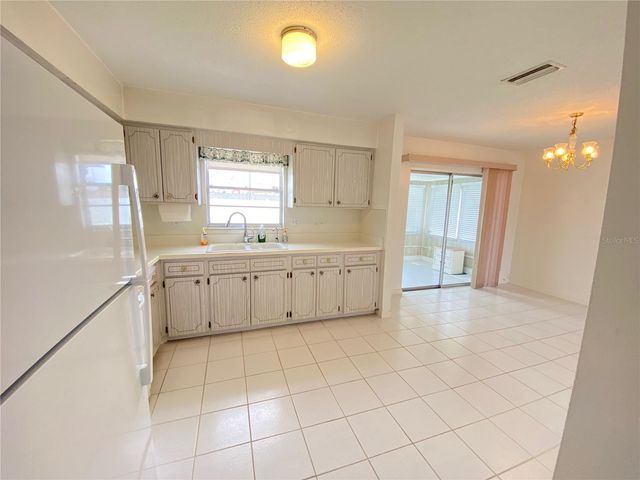 5105 ROSE PLACE N, Pinellas Park, FL 33782